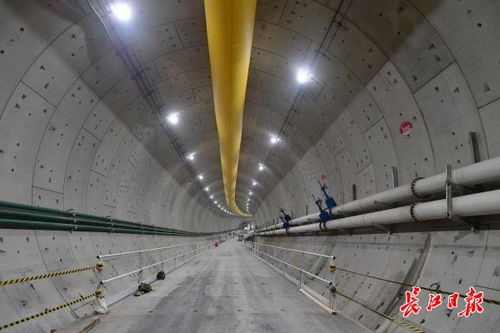 軌道交通與重點路橋項目雙輪驅動，武漢上半年基礎設施投資同比增長20%